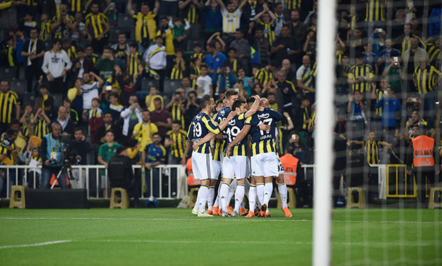 Fenerbahçe takibe devam ediyor