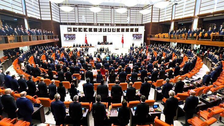 AKP'nin Meclis yönetimi belli oldu..
