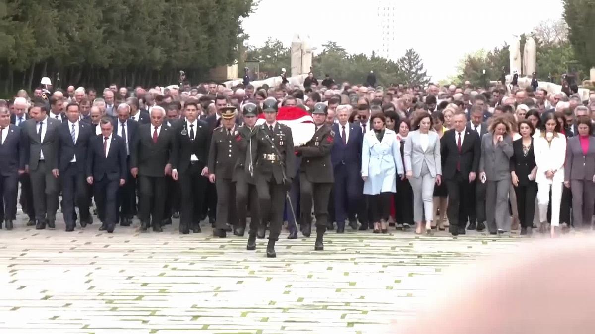 CHP'li Başkanlar Anıtkabir'i ziyaret etti..