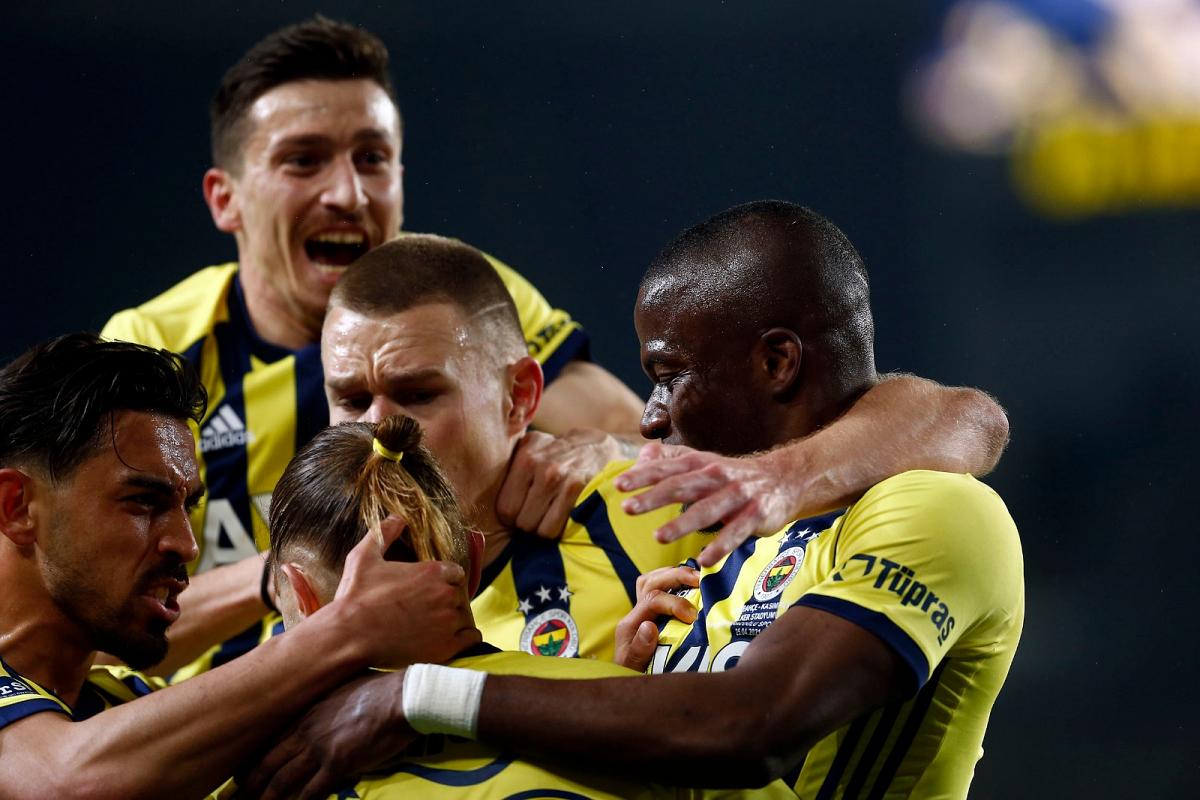 Fenerbahçe havaya girdi: 3-2