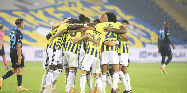 Fenerbahçe Trabzon'u çarptı