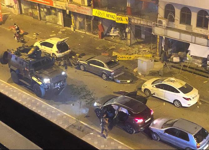 İskenderun'da patlama: Polis kıstırdı, terörist kendini patlattı